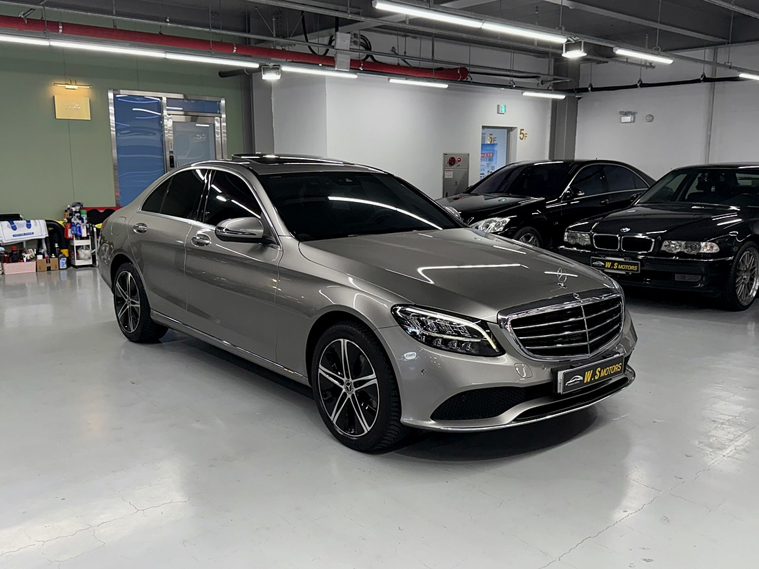 MERCEDES BENZ C-CLASS W205 2019