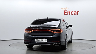 HYUNDAI GRANDEUR IG HYBRID 2018