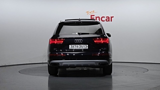 AUDI Q7 4M 2019