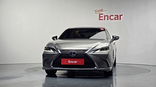 LEXUS ES300H 2021