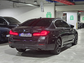 BMW 5-SERIES G30 2023