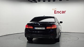 BMW 5-SERIES G30 2018