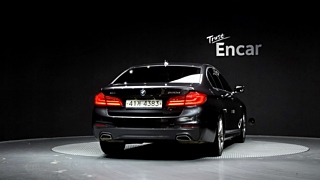 BMW 5-SERIES G30 2018