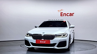 BMW 5-SERIES G30 2022