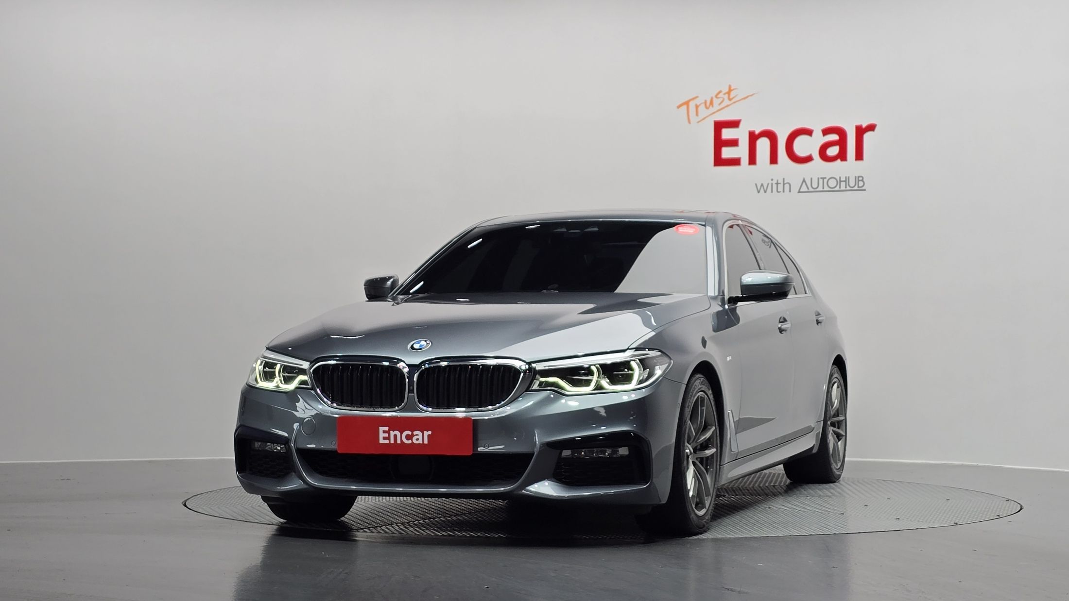 BMW 5-SERIES G30 2018