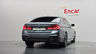 BMW 5-SERIES G30 2018