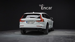 VOLVO V60 CROSS COUNTRY 2020