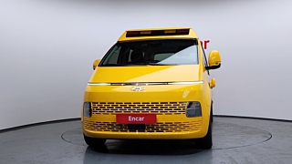 HYUNDAI STARIA 2023