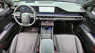 HYUNDAI GRANDEUR HYBRID GN7 2023
