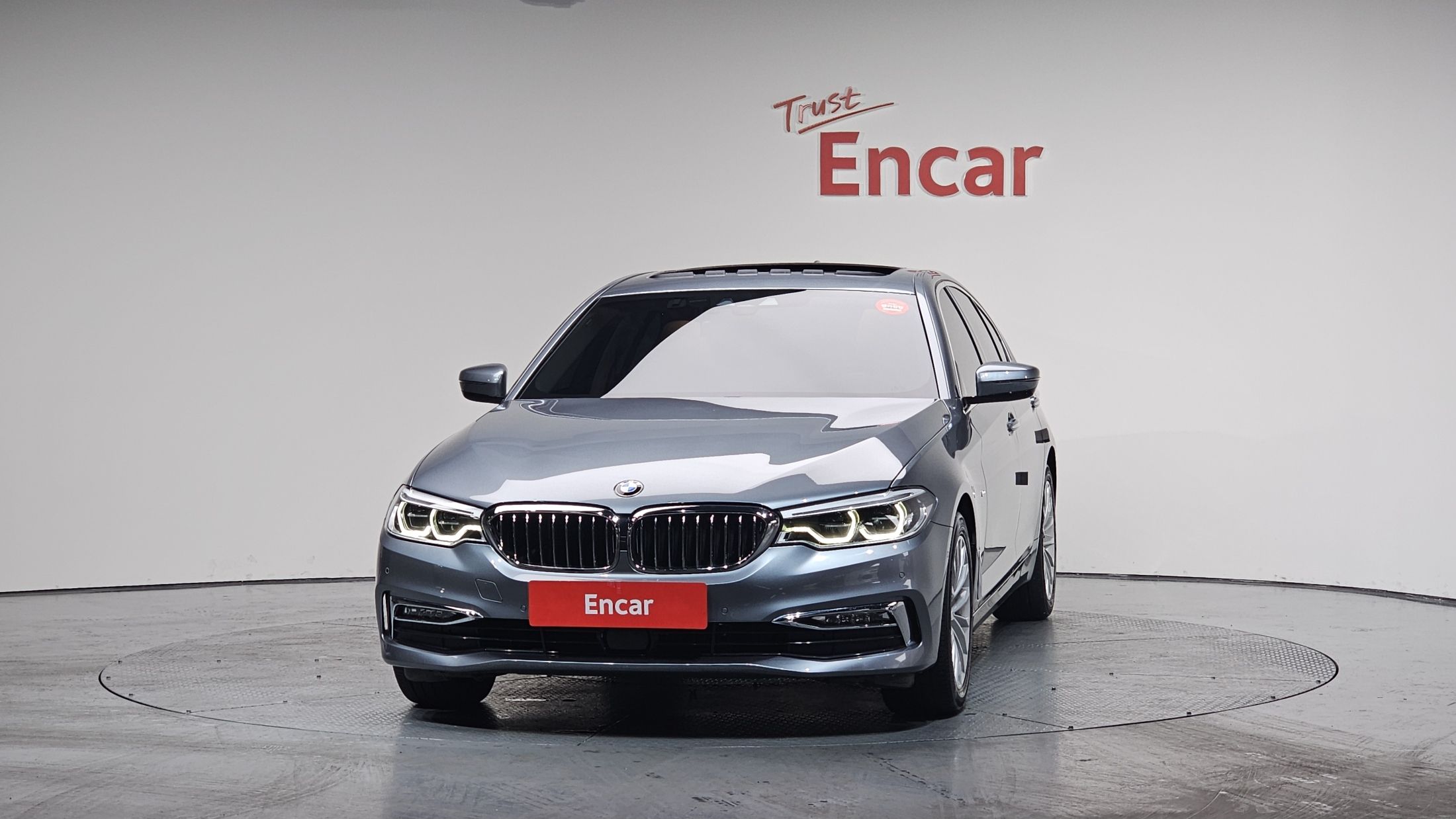 BMW 5-SERIES G30 2018