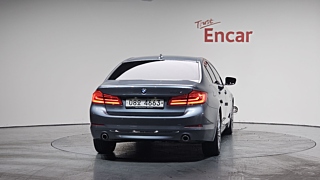 BMW 5-SERIES G30 2018