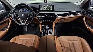 BMW 5-SERIES G30 2018
