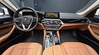 BMW 5-SERIES G30 2018