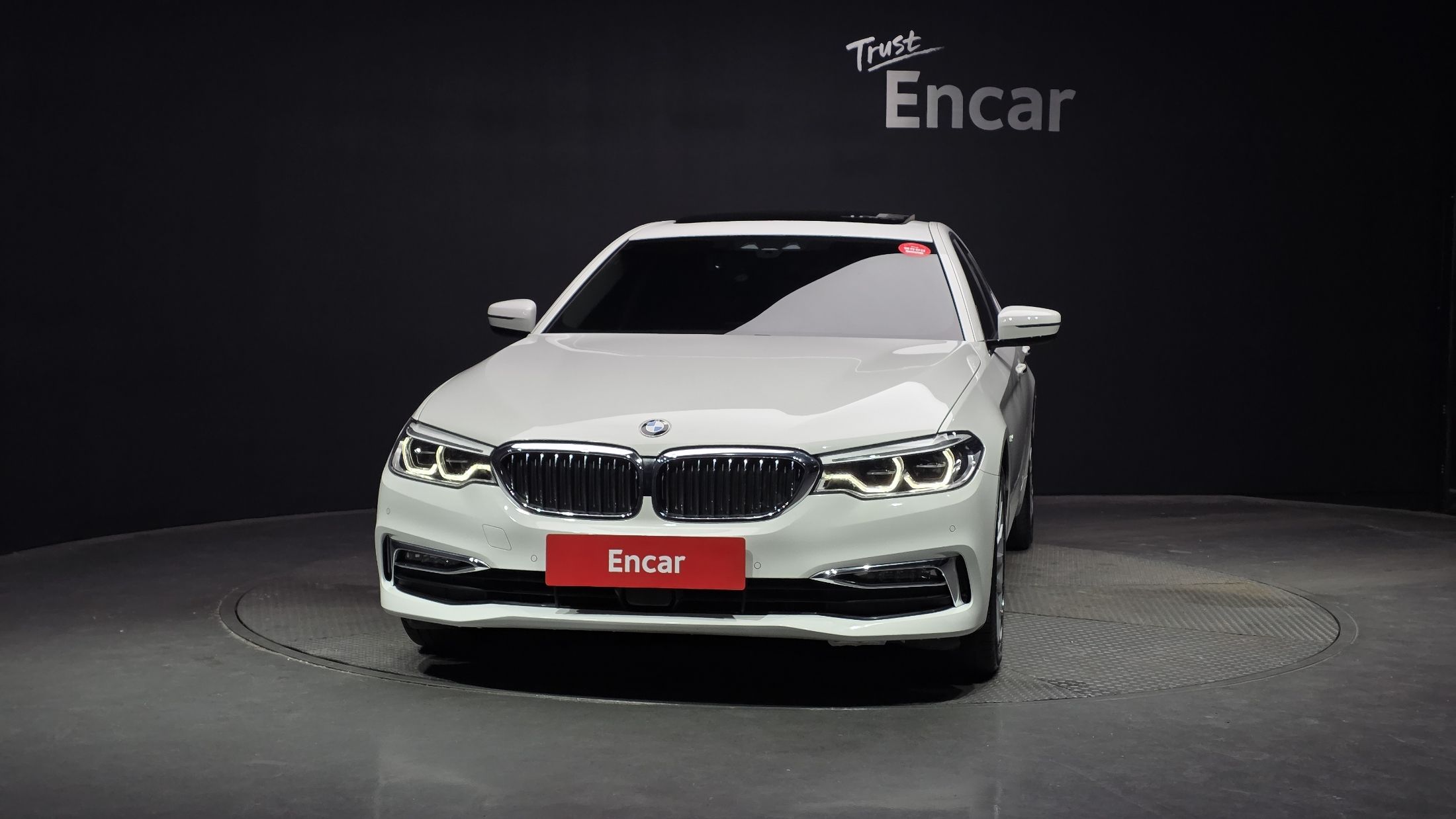 BMW 5-SERIES G30 2018