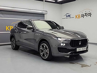 MASERATI LEVANTE 2017