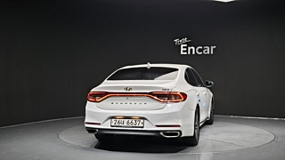 HYUNDAI GRANDEUR IG HYBRID 2017