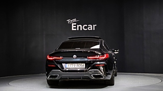 BMW 8-SERIES G15 2022