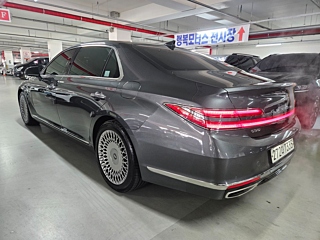 GENESIS G90 2020
