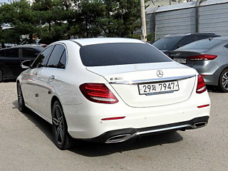 MERCEDES BENZ E-CLASS W213 2018