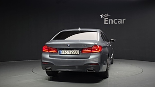 BMW 5-SERIES G30 2017