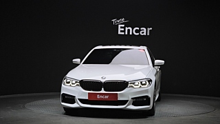 BMW 5-SERIES G30 2018
