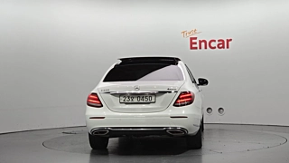 MERCEDES BENZ E-CLASS W213 2016