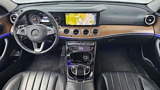 MERCEDES BENZ E-CLASS W213 2017