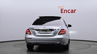 MERCEDES BENZ E-CLASS W213 2018