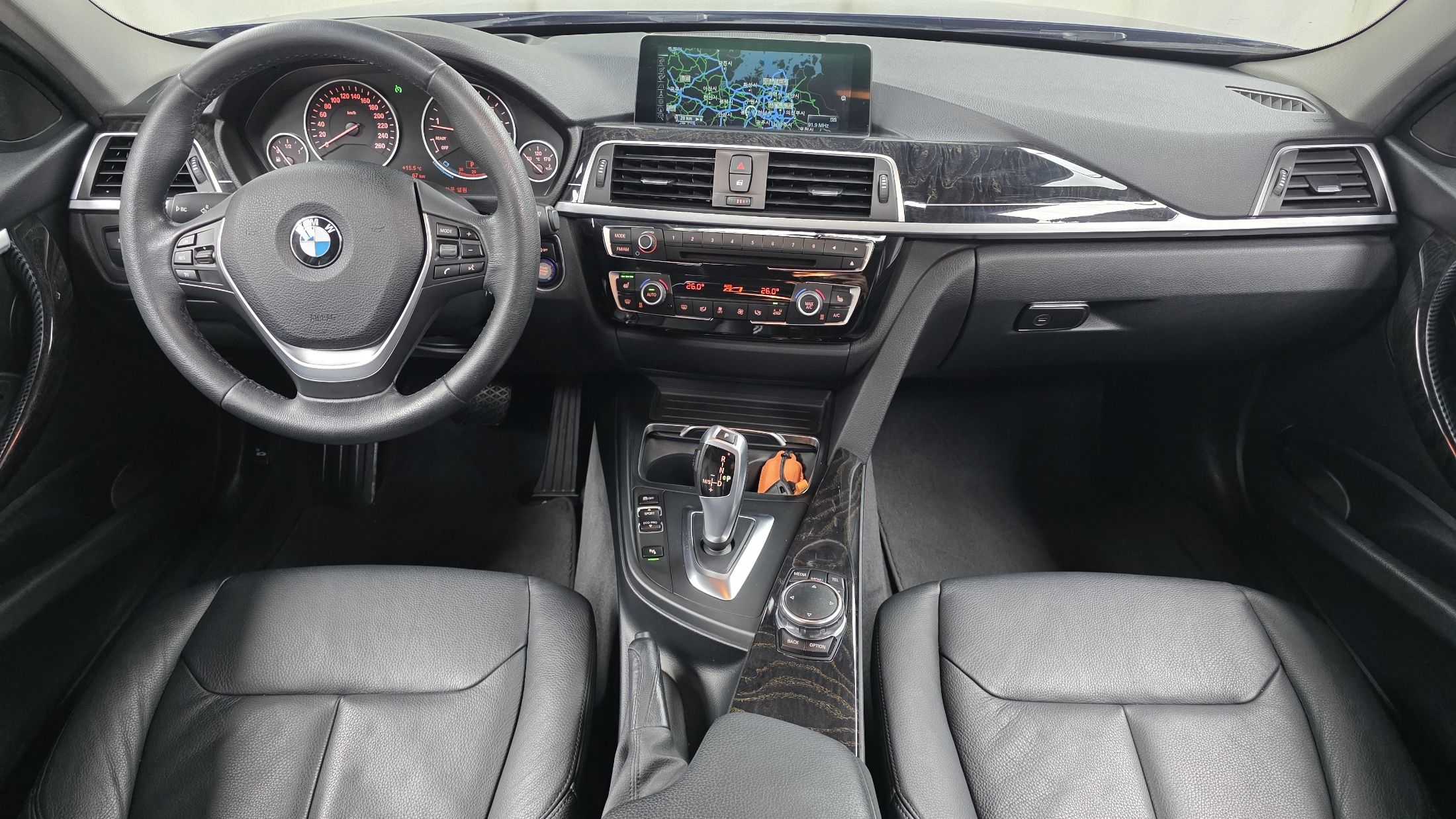 BMW 3-SERIES F30 2016