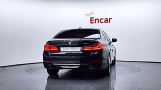 BMW 5-SERIES G30 2018