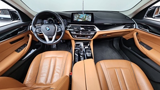 BMW 5-SERIES G30 2018