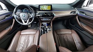 BMW 5-SERIES G30 2017