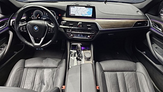 BMW 5-SERIES G30 2017