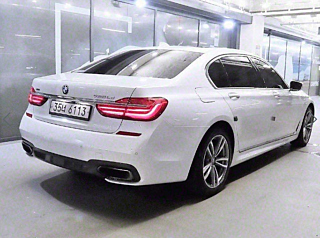 BMW 7-SERIES G11 2017