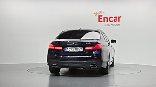 BMW 5-SERIES G30 2023