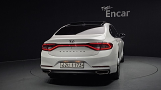 HYUNDAI GRANDEUR IG 2017