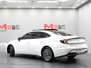 HYUNDAI SONATA HYBRID DN8 2020