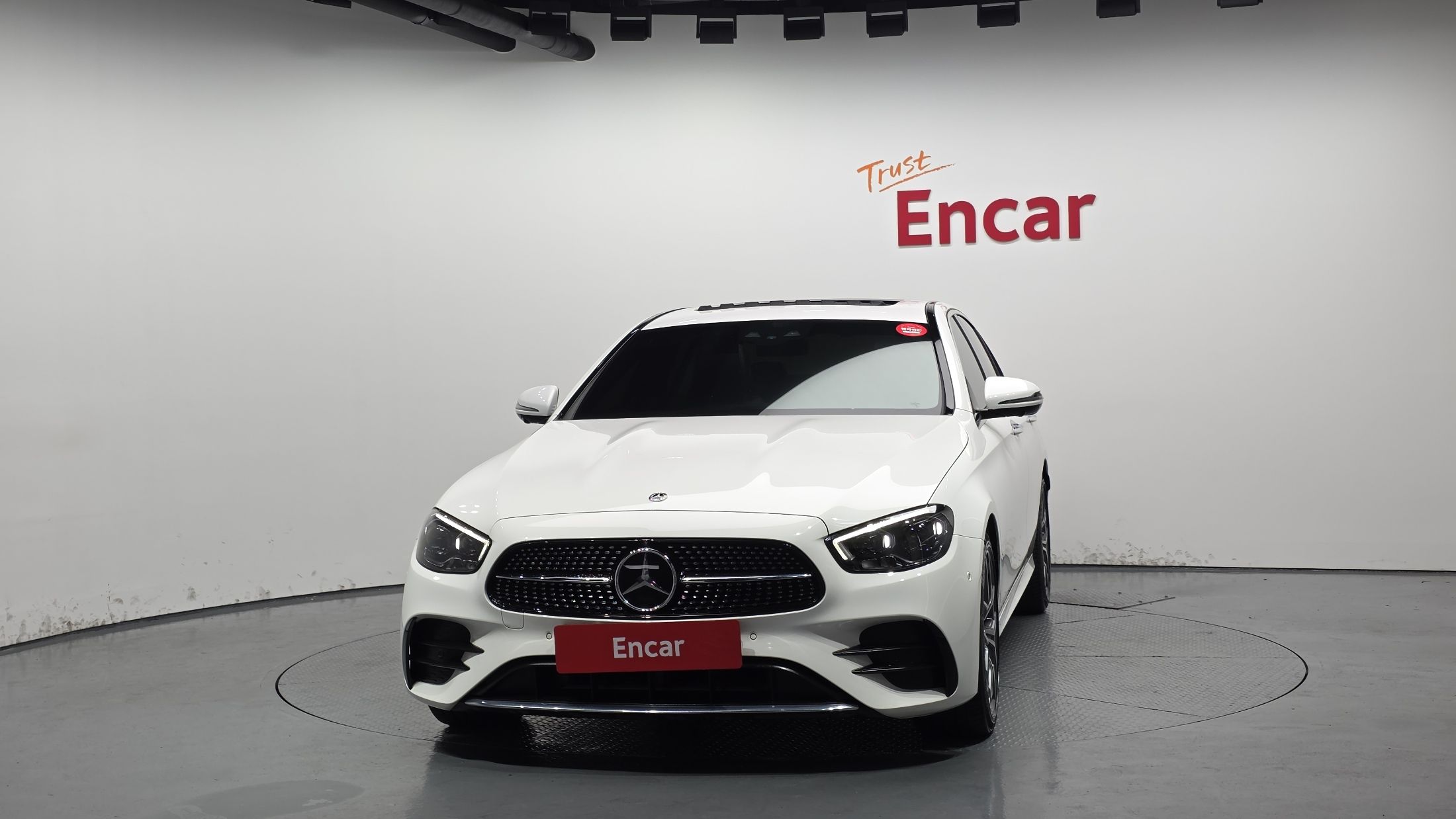 MERCEDES BENZ E-CLASS W213 2021