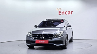 MERCEDES BENZ E-CLASS W213 2016