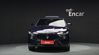 MASERATI LEVANTE 2019