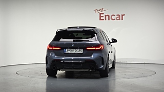 BMW 1-SERIES F40 2021