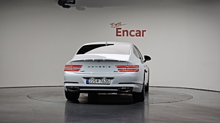 GENESIS G80 RG3 2023