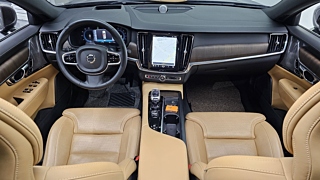 VOLVO S90 2023