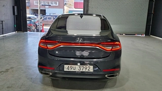 HYUNDAI GRANDEUR IG 2017