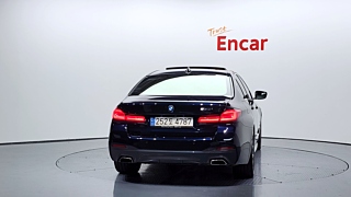 BMW 5-SERIES G30 2021