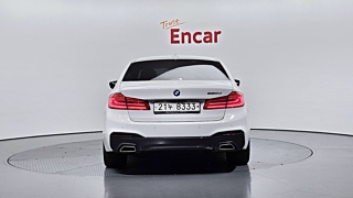 BMW 5-SERIES G30 2017