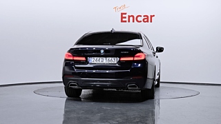 BMW 5-SERIES G30 2023