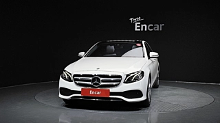 MERCEDES BENZ E-CLASS W213 2018