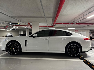 PORSCHE PANAMERA 971 2017