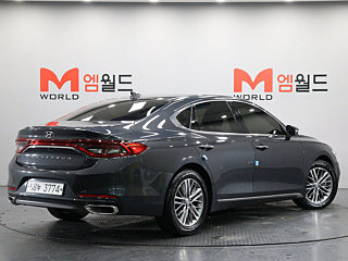 HYUNDAI GRANDEUR IG 2017